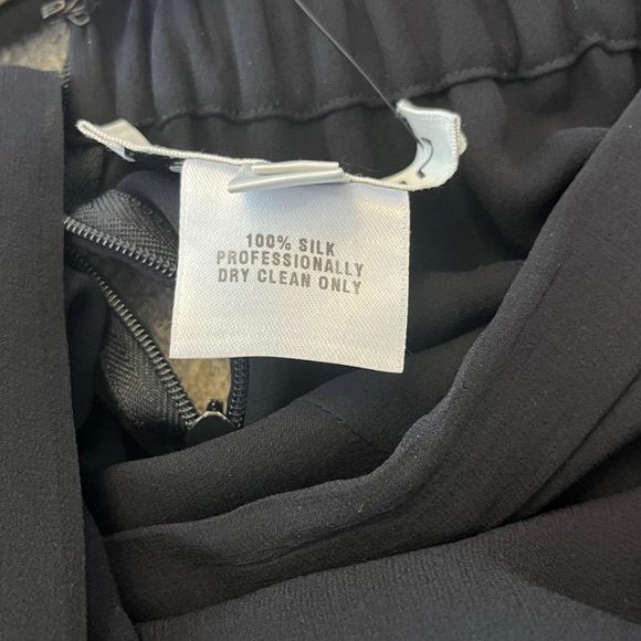 ST. JOHN EVENING Black Straight Leg Flat Front Silk Trouser/Pant - Picture 8 of 8